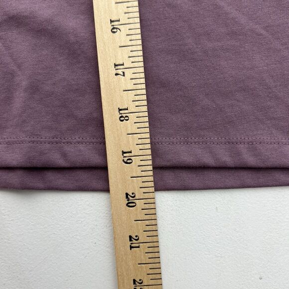 Under Armour T-Shirt XL Purple Cropped Tee Boxy Loose Activewear Athleisure - Picture 11 of 11